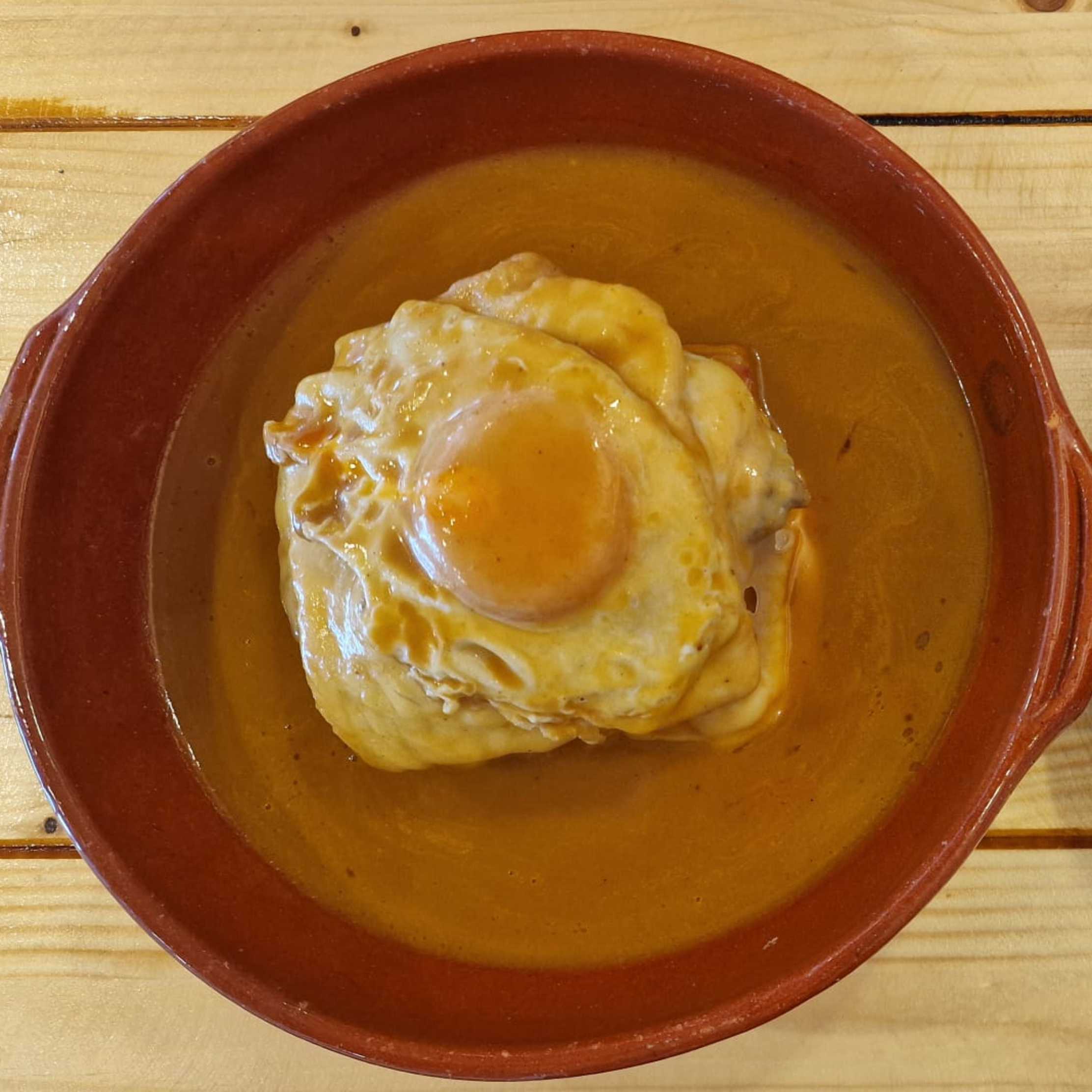 A Famosa Francesinha